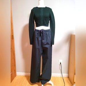 bebe crop zip up top. Small. Knit.